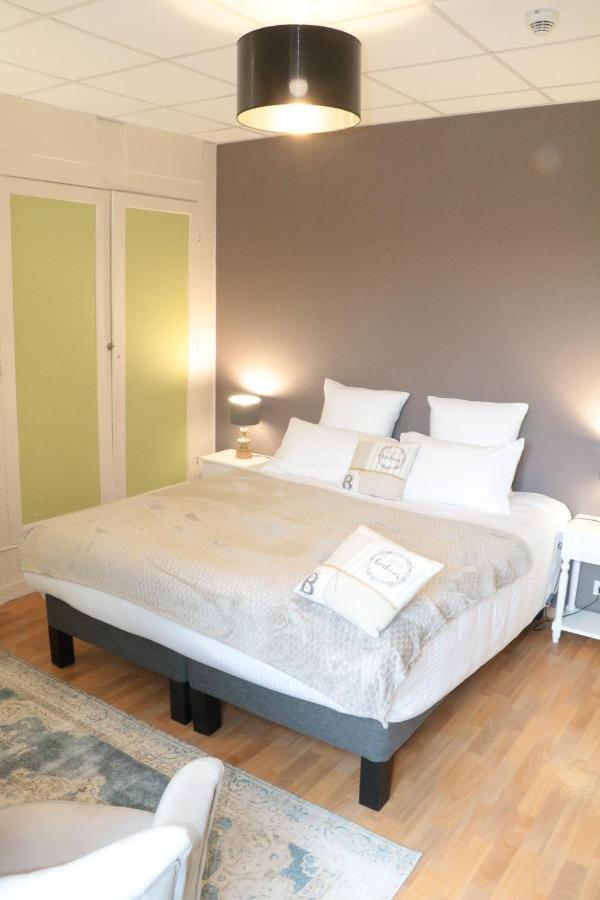 Logis Hotel Restaurant La Brasserie Treignac 외부 사진