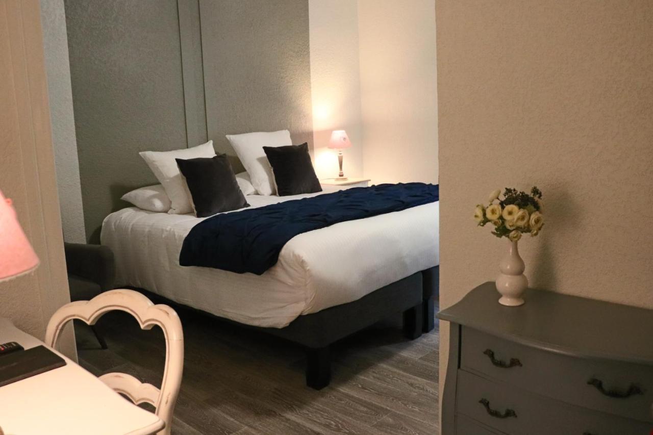 Logis Hotel Restaurant La Brasserie Treignac 외부 사진