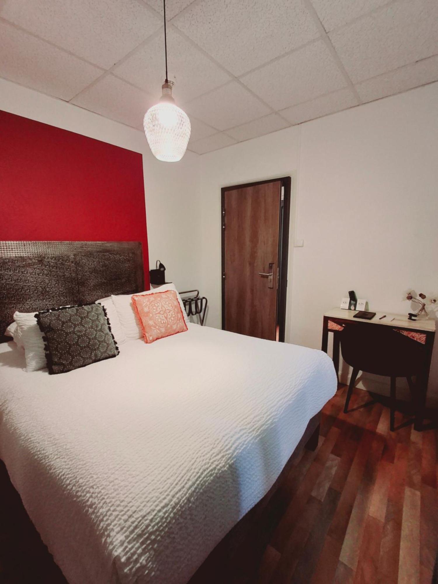 Logis Hotel Restaurant La Brasserie Treignac 외부 사진