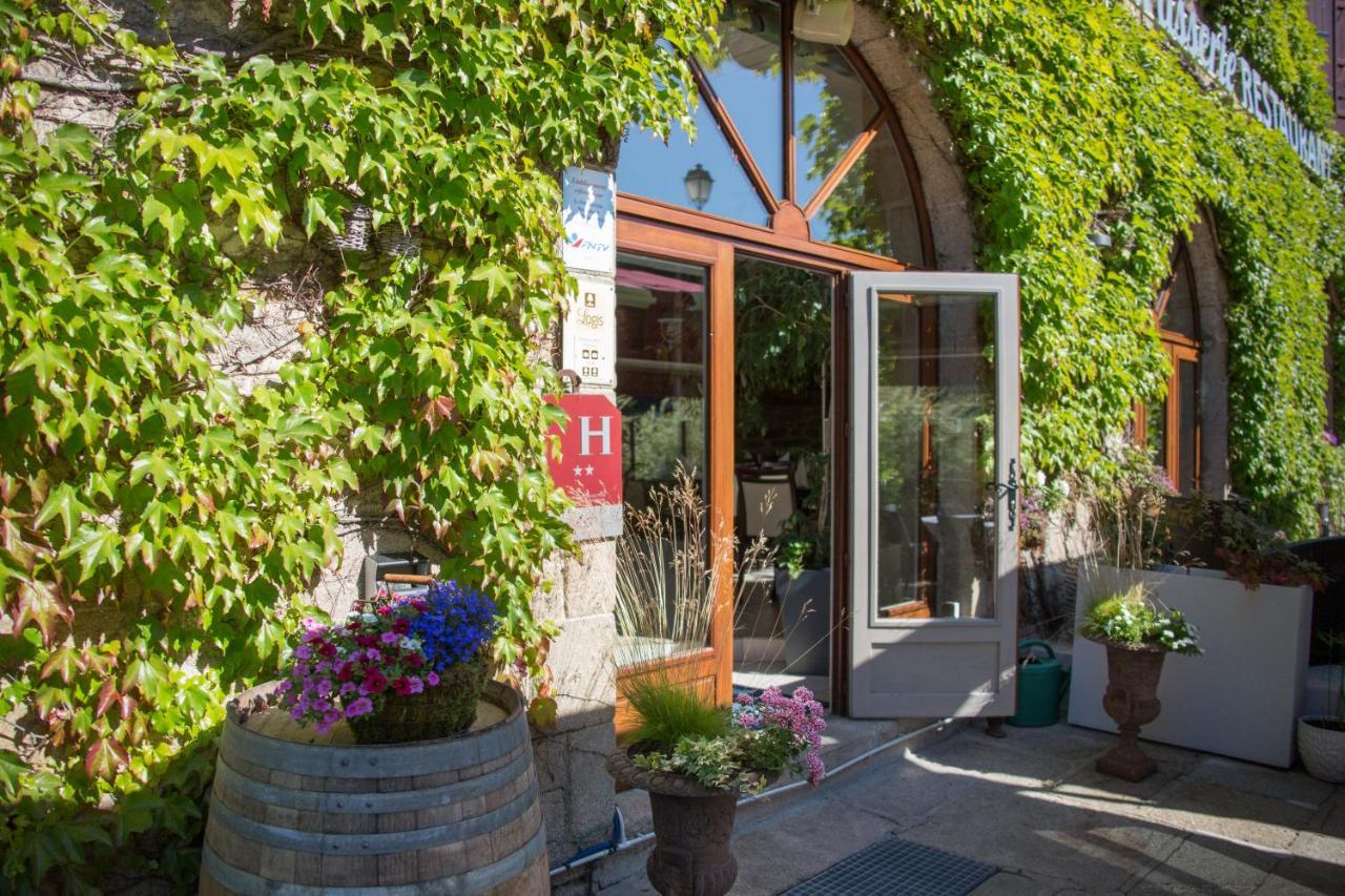 Logis Hotel Restaurant La Brasserie Treignac 외부 사진