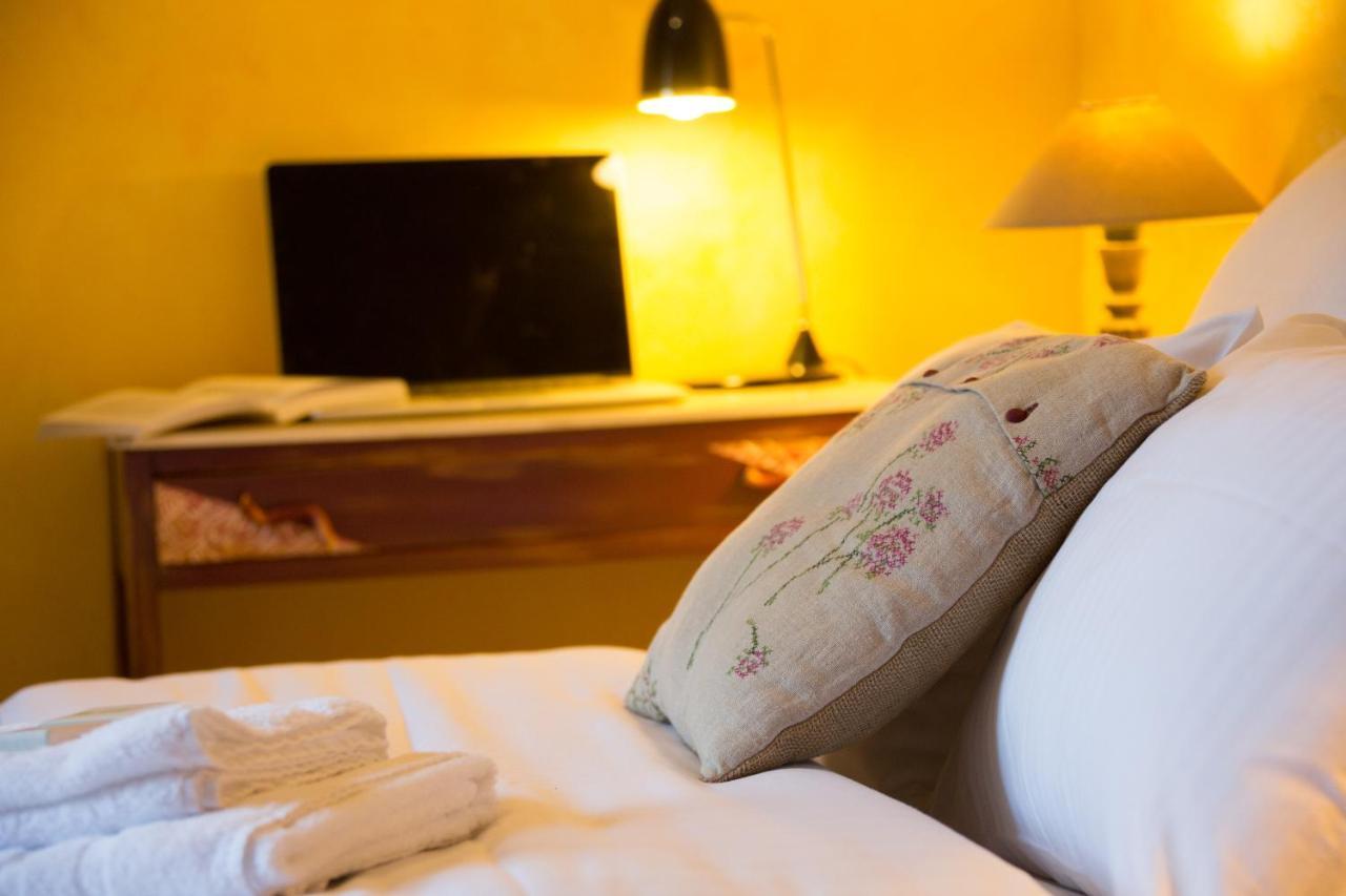Logis Hotel Restaurant La Brasserie Treignac 외부 사진
